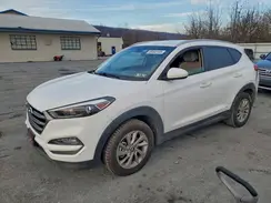 KM8J33A40GU061930 2016 HYUNDAI TUCSON