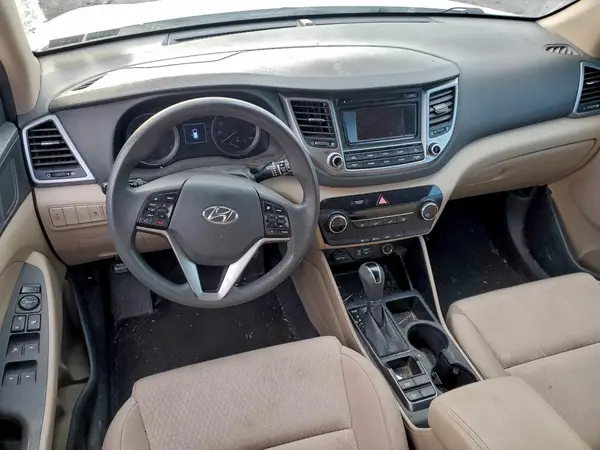 KM8J33A40GU061930 2016 HYUNDAI TUCSON - Image 8