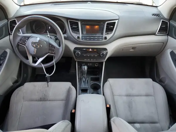 KM8J33A40GU088867 2016 HYUNDAI TUCSON - Image 8