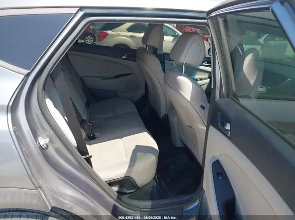 KM8J33A40GU088948 2016 HYUNDAI TUCSON - Image 8