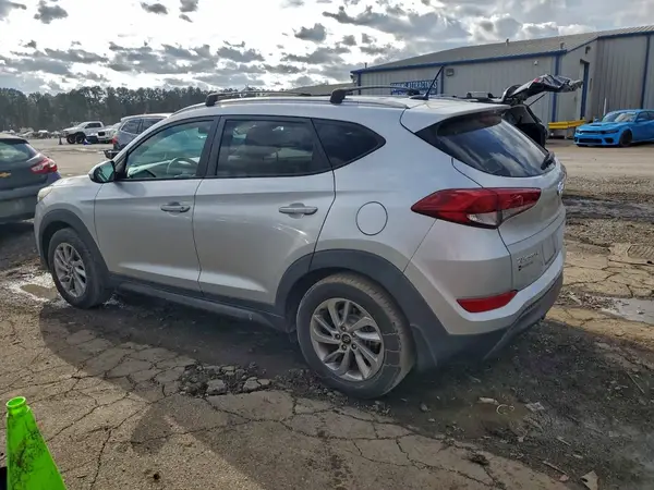 KM8J33A40GU089369 2016 HYUNDAI TUCSON - Image 2