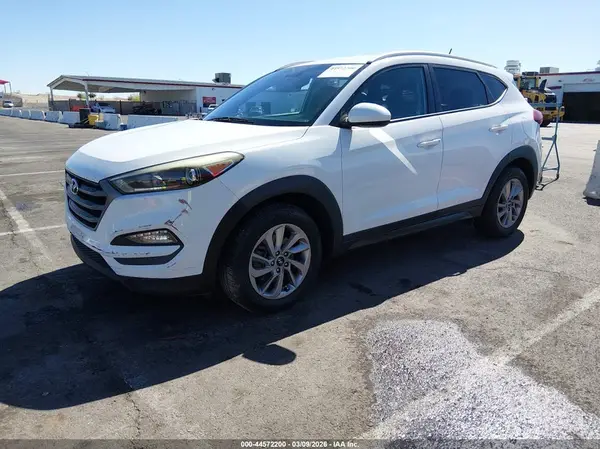 KM8J33A40GU091722 2016 HYUNDAI TUCSON - Image 2