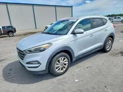 KM8J33A40GU092451 2016 HYUNDAI TUCSON