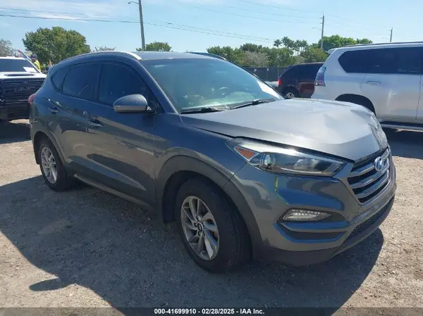 KM8J33A40GU106591 2016 HYUNDAI TUCSON - Image 1