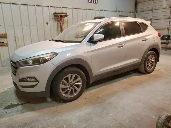 KM8J33A40GU106817 2016 HYUNDAI TUCSON - Image 1