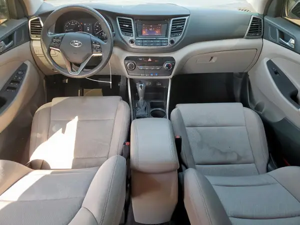 KM8J33A40GU106851 2016 HYUNDAI TUCSON - Image 8
