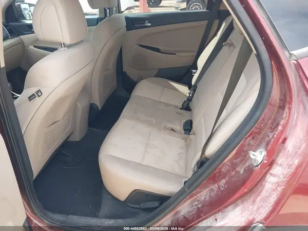 KM8J33A40GU107739 2016 HYUNDAI TUCSON - Image 8