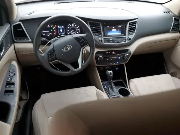 KM8J33A40GU138201 2016 HYUNDAI TUCSON - Image 8
