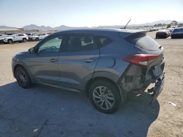KM8J33A40GU141695 2016 HYUNDAI TUCSON - Image 2