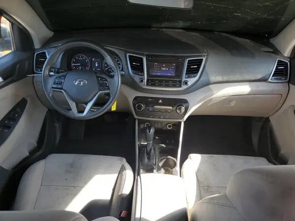 KM8J33A40GU141695 2016 HYUNDAI TUCSON - Image 8