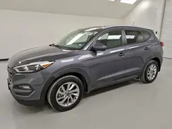 KM8J33A40GU144032 2016 HYUNDAI TUCSON