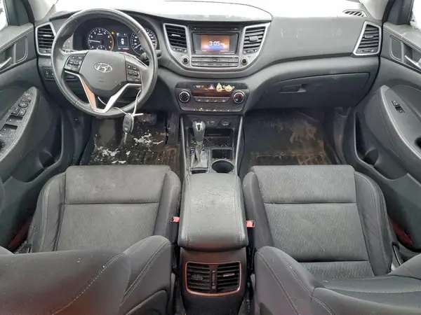 KM8J33A40GU179086 2016 HYUNDAI TUCSON - Image 8