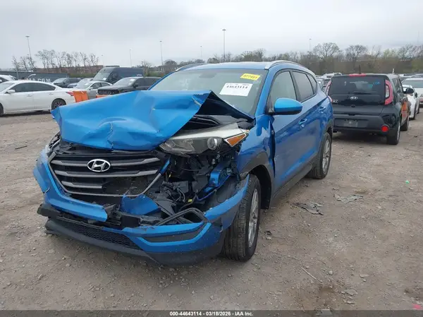 KM8J33A40GU194655 2016 HYUNDAI TUCSON - Image 2