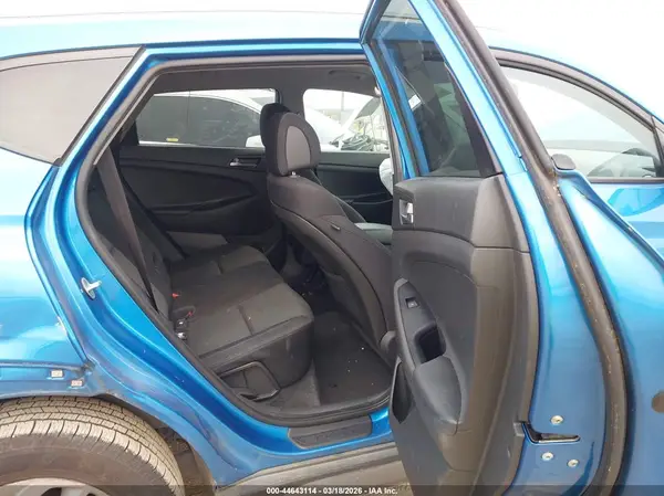 KM8J33A40GU194655 2016 HYUNDAI TUCSON - Image 8