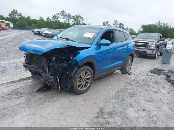 KM8J33A40GU207565 2016 HYUNDAI TUCSON - Image 2