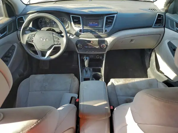 KM8J33A40GU213334 2016 HYUNDAI TUCSON - Image 8