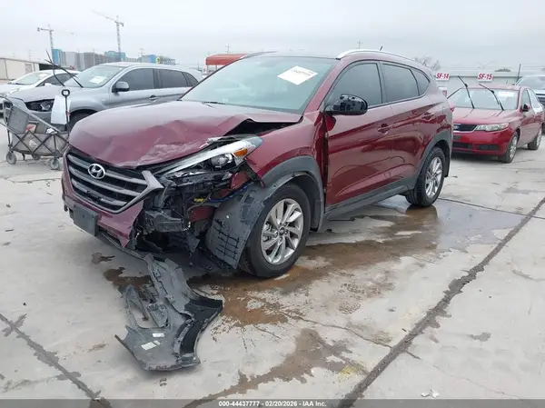 KM8J33A40GU228593 2016 HYUNDAI TUCSON - Image 2