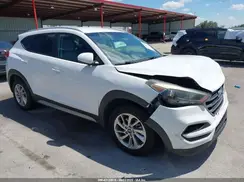 KM8J33A40HU263328 2017 HYUNDAI TUCSON
