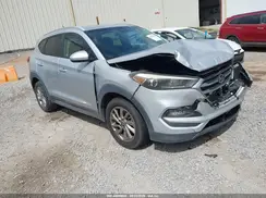 KM8J33A40HU263524 2017 HYUNDAI TUCSON