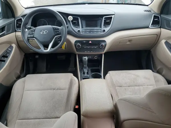 KM8J33A40HU271090 2017 HYUNDAI TUCSON - Image 8