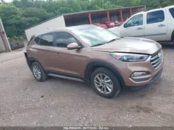 KM8J33A40HU274667 2017 HYUNDAI TUCSON