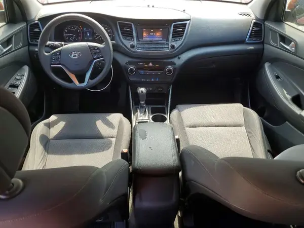 KM8J33A40HU276208 2017 HYUNDAI TUCSON - Image 8