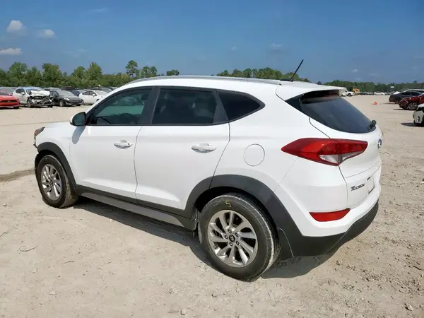 KM8J33A40HU292036 2017 HYUNDAI TUCSON - Image 2