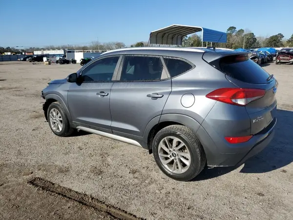 KM8J33A40HU293171 2017 HYUNDAI TUCSON - Image 2