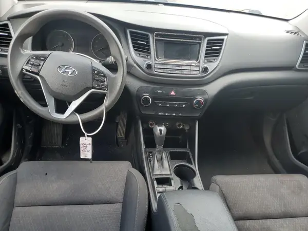 KM8J33A40HU294126 2017 HYUNDAI TUCSON - Image 8