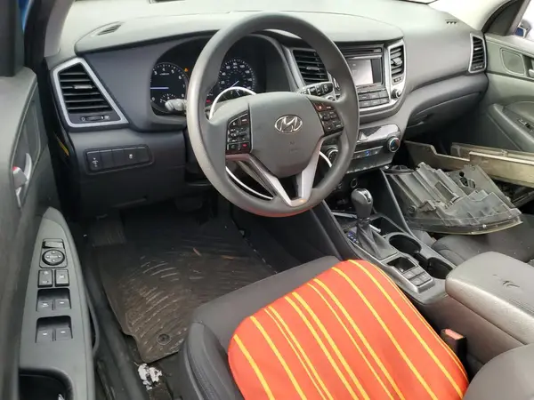 KM8J33A40HU294188 2017 HYUNDAI TUCSON - Image 8