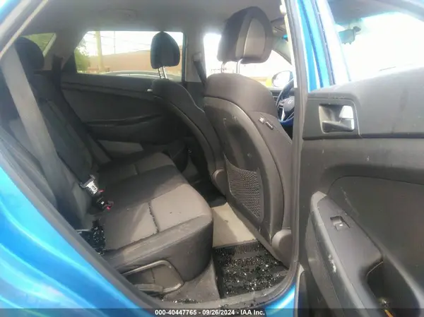 KM8J33A40HU335421 2017 HYUNDAI TUCSON - Image 8