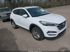 KM8J33A40HU352686 2017 HYUNDAI TUCSON