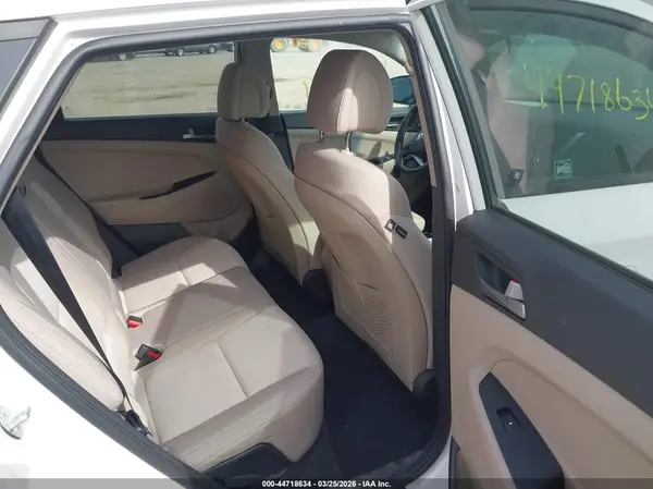 KM8J33A40HU352686 2017 HYUNDAI TUCSON - Image 8