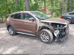 KM8J33A40HU399670 2017 HYUNDAI TUCSON