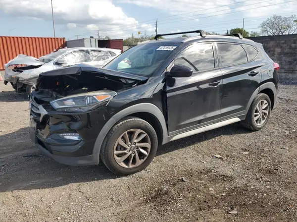 KM8J33A40HU401823 2017 HYUNDAI TUCSON - Image 1