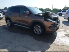 KM8J33A40HU411204 2017 HYUNDAI TUCSON