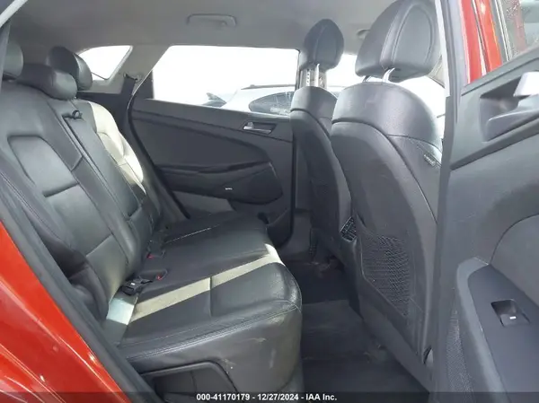 KM8J33A40HU411543 2017 HYUNDAI TUCSON - Image 8