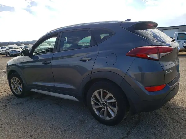KM8J33A40HU420002 2017 HYUNDAI TUCSON - Image 2