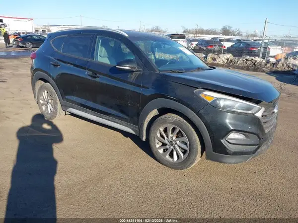 KM8J33A40HU427144 2017 HYUNDAI TUCSON - Image 1