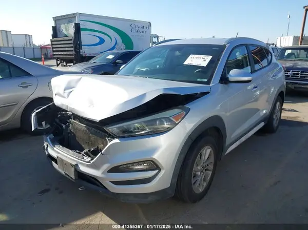 KM8J33A40HU441786 2017 HYUNDAI TUCSON - Image 2