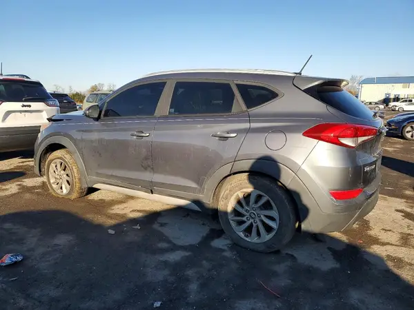 KM8J33A40HU448169 2017 HYUNDAI TUCSON - Image 2
