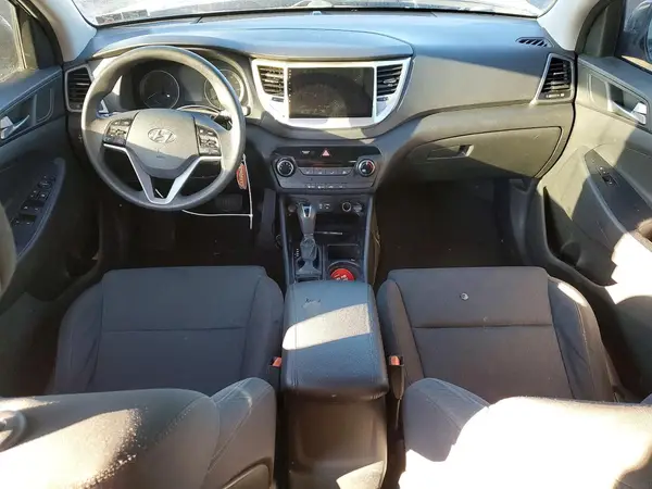 KM8J33A40HU448169 2017 HYUNDAI TUCSON - Image 8