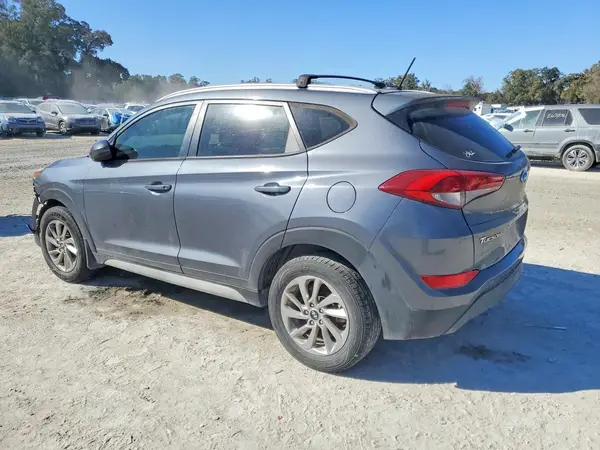KM8J33A40HU449192 2017 HYUNDAI TUCSON - Image 2