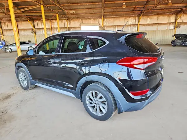 KM8J33A40HU466669 2017 HYUNDAI TUCSON - Image 2