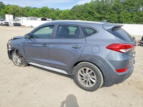 KM8J33A40HU474836 2017 HYUNDAI TUCSON - Image 2