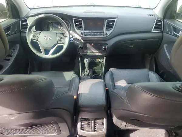 KM8J33A40HU474836 2017 HYUNDAI TUCSON - Image 8