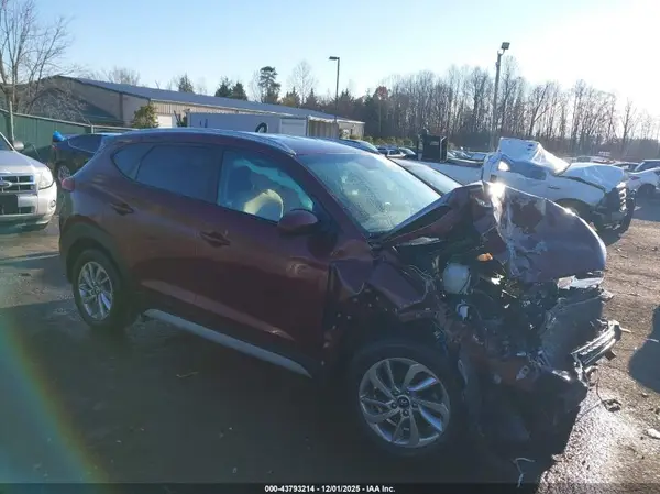 KM8J33A40HU491166 2017 HYUNDAI TUCSON - Image 1