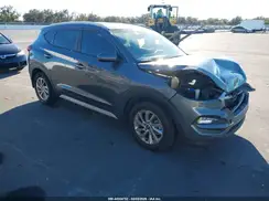 KM8J33A40HU519953 2017 HYUNDAI TUCSON