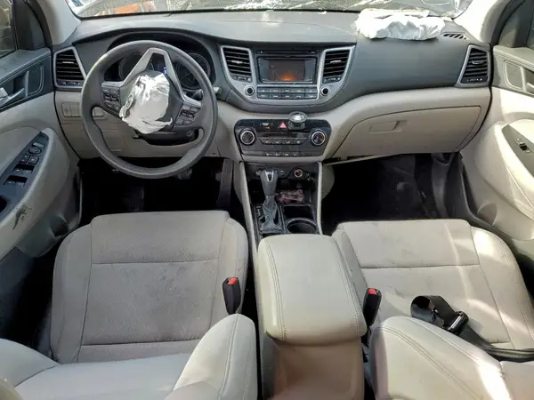 KM8J33A40HU534873 2017 HYUNDAI TUCSON - Image 8