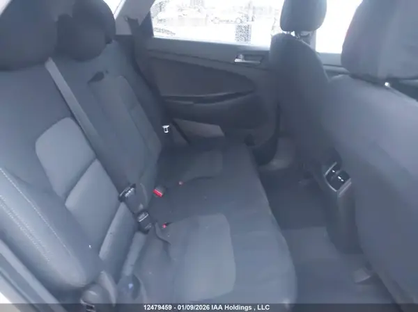 KM8J33A40HU560163 2017 HYUNDAI TUCSON - Image 8